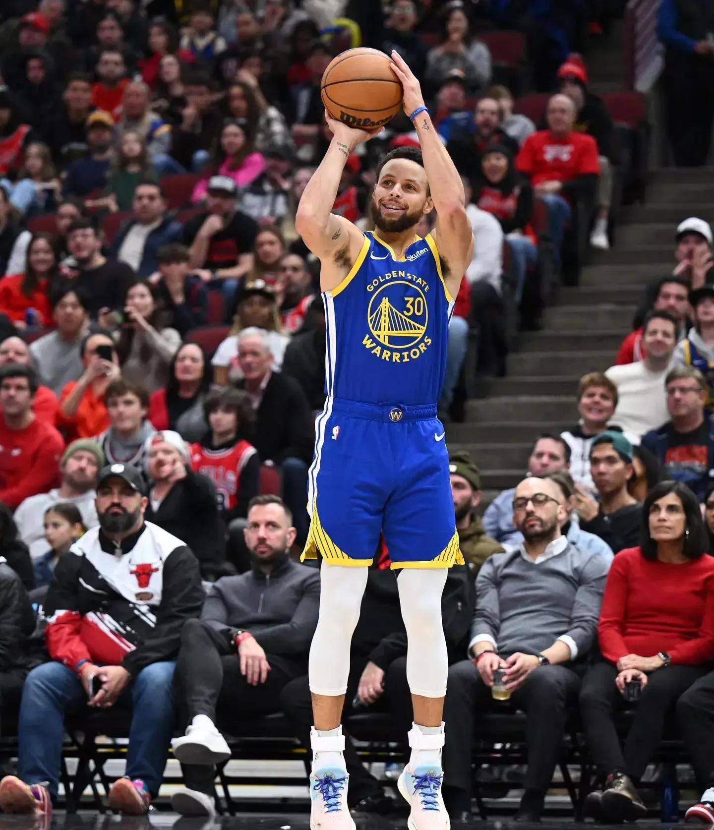 个方面展开 个方面展开