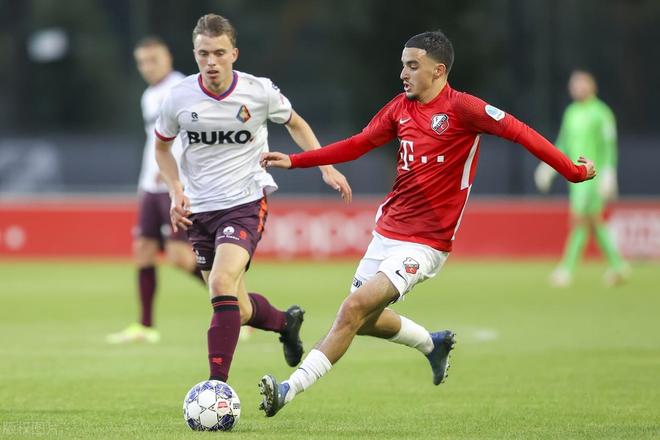 本场比赛中 本场比赛中