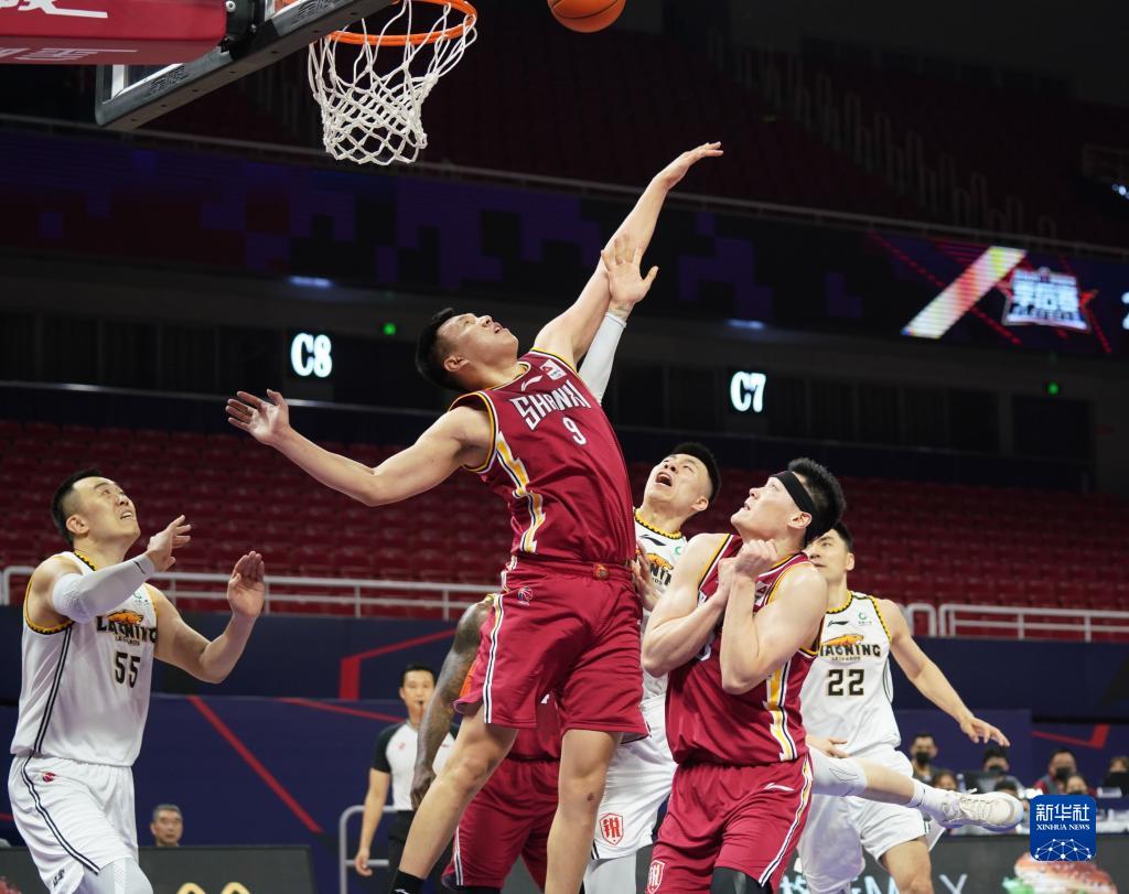 在法甲与欧 在法甲与欧