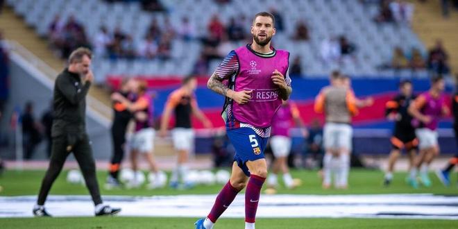 高峰在同一 高峰在同一